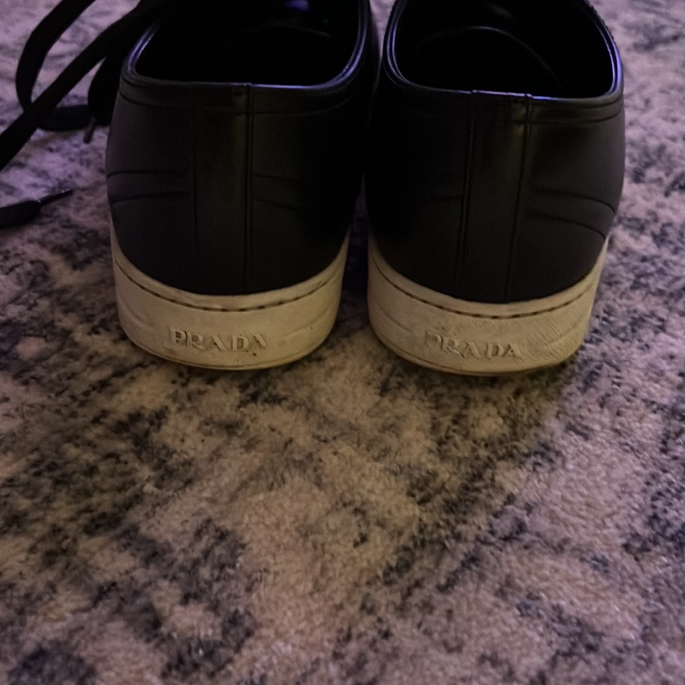 Shoes - Picture 5 of 8